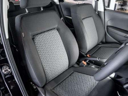 2026-Volkswagen-Polo-Vivo-16-Life_8