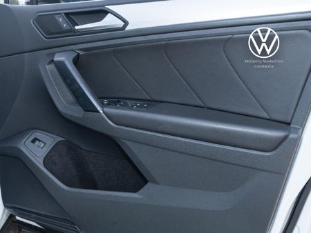 2020-Volkswagen-Tiguan-20-TDI-Comfortline-4Motion-Auto_33
