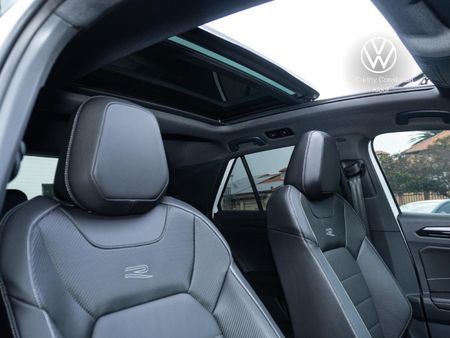 2026-Volkswagen-T-Roc-20-TSI-4M-R-Line-Auto_29