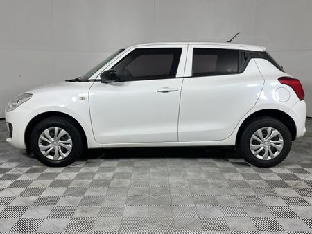 2022-Suzuki-Swift-12-GA_16
