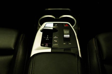 2023-BMW-X1-sDrive18d-M-Sport_14