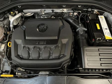 2021-Volkswagen-T-Roc-20-TSI-Design-4Motion-Auto_11