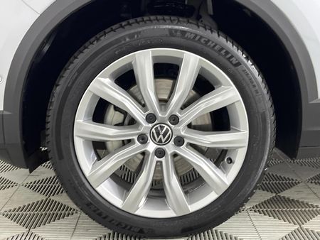 2021-Volkswagen-T-Roc-20-TSI-Design-4Motion-Auto_4