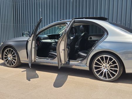 2017-Mercedes-Benz-E-Class-E-200-Avantgarde-Petrol-Automatic-IMMACULATE_8