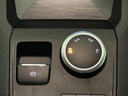 2025-Volkswagen-Amarok-30-TDI-V6-184kW-4Motion-Aventura-Auto-Double-Cab_14