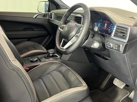 2025-Volkswagen-Amarok-30-TDI-V6-184kW-4Motion-Aventura-Auto-Double-Cab_8