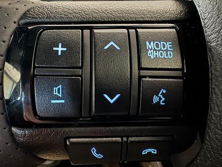 2025-Toyota-Hilux-28GD-6-GR-Sport-Double-Cab-4x4_20