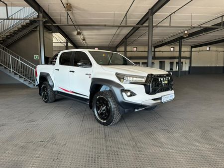 2025-Toyota-Hilux-28GD-6-GR-Sport-Double-Cab-4x4_7