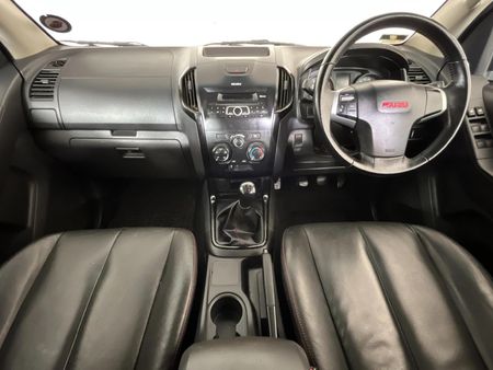 2021-Isuzu-D-Max-250-HO-X-Rider-Double-Cab_1