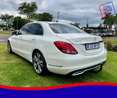 2015-Mercedes-Benz-C-Class-C-250-Bluetec-AMG-Line-Auto_4