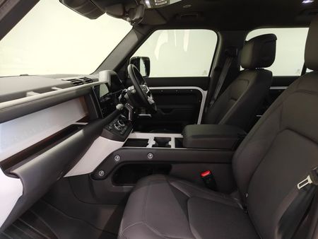 2025-Land-Rover-Defender-110-D350-X-Dynamic-HSE_7