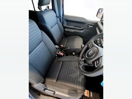 2026-Suzuki-Jimny-15-GLX-AllGrip-5-Door_14