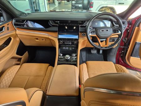 2026-Jeep-Grand-Cherokee-36L-Summit-Reserve_11