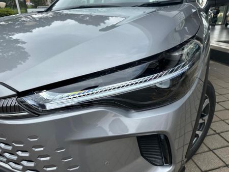 2026-Toyota-Corolla-Cross-18-XS-Hybrid_2