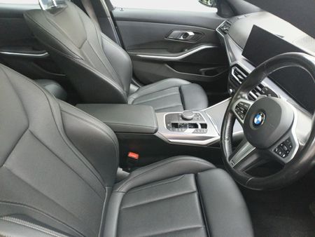 2024-BMW-3-Series-320i-M-Sport-Auto_7