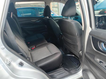 2018-Nissan-X-Trail-25-Acenta-4x4-Auto_10