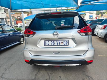 2018-Nissan-X-Trail-25-Acenta-4x4-Auto_3