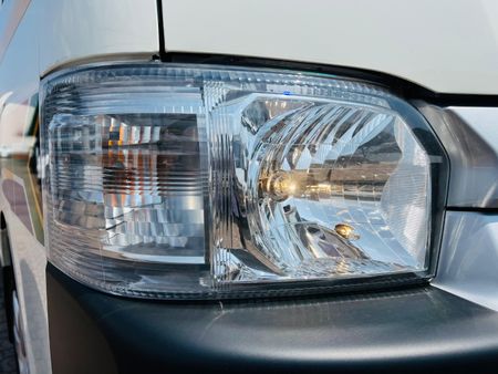 2026-Toyota-Quantum-25-D-4D-Sesfikile-16-seat-Diesel-Manual_16