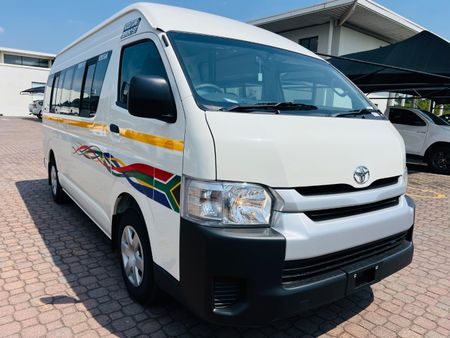 2026-Toyota-Quantum-25-D-4D-Sesfikile-16-seat-Diesel-Manual_2