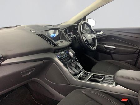 2018-Ford-Kuga-15-EcoBoost-Ambiente-Auto_18