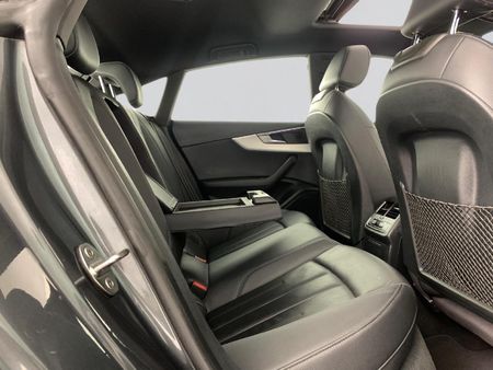 2017-Audi-A5-Sportback-20-TDI-Auto-40-TDI_9