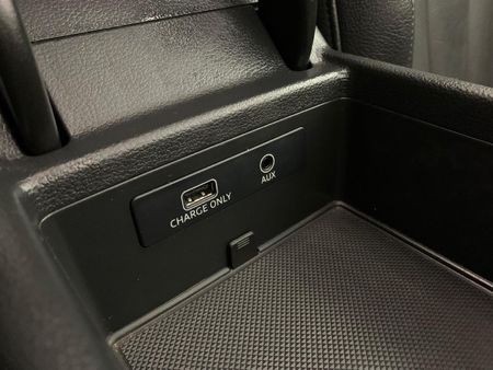 2017-Audi-A5-Sportback-20-TDI-Auto-40-TDI_17