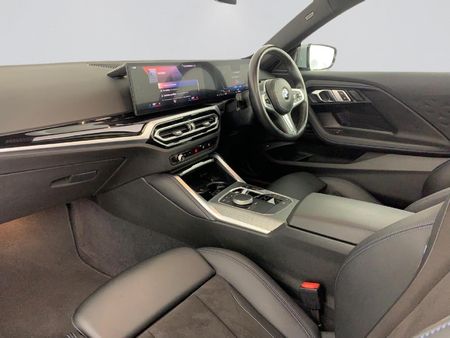 2023-BMW-2-Series-220i-M-Sport-Auto_9