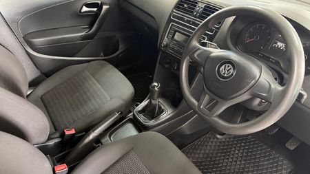 2020-Volkswagen-Polo-Vivo-14-Trendline-5-dr_7