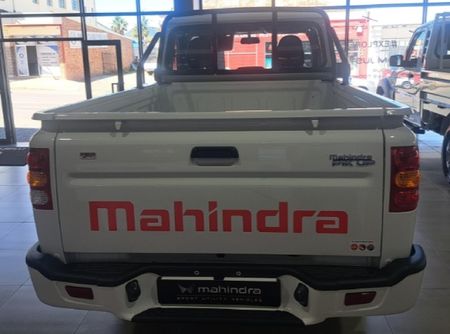 2026-Mahindra-Pik-Up-22-mHawk-S4-Single-Cab_4