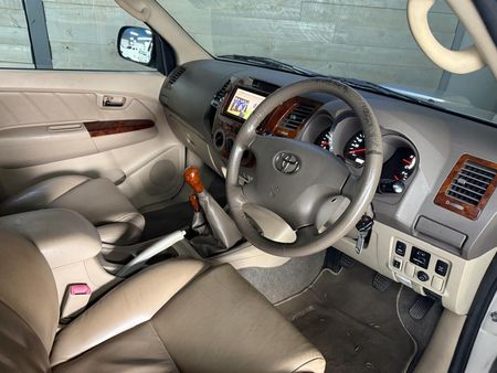 2007-Toyota-Fortuner-30-D-4D-4x4_13