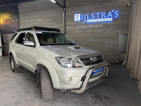 2007-Toyota-Fortuner-30-D-4D-4x4_5