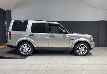 2010-Land-Rover-Discovery-4-50-V8-HSE_4