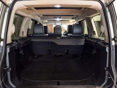 2010-Land-Rover-Discovery-4-50-V8-HSE_8