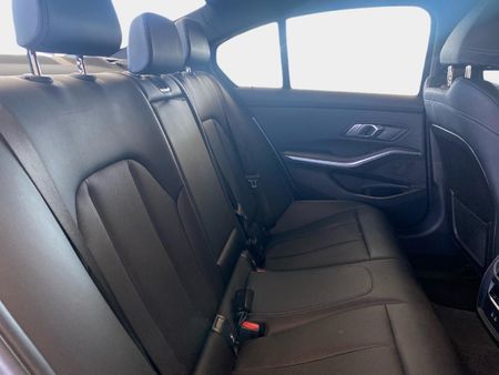 2024-BMW-3-Series-320i-M-Sport-Auto_8
