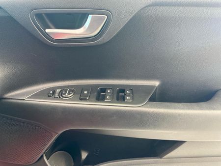 2023-Kia-Rio-14-Tec-5-dr-Auto_12