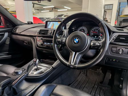2018-BMW-M3-Competition-Auto_8
