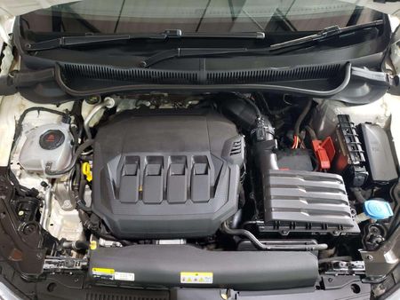 2023-Volkswagen-Polo-20-GTI-Auto-147kW_15