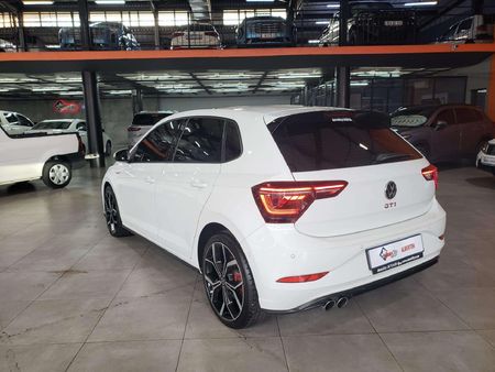 2023-Volkswagen-Polo-20-GTI-Auto-147kW_7