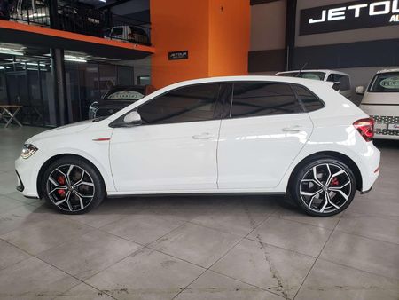 2023-Volkswagen-Polo-20-GTI-Auto-147kW_8