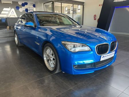 2014-BMW-7-Series-750Li-M-Sport_1
