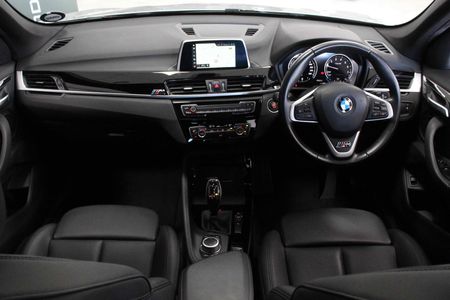 2019-BMW-X1-sDrive18i-Sport-Line-Auto_18