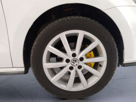 2022-Volkswagen-Polo-GP-16-Comfortline_10