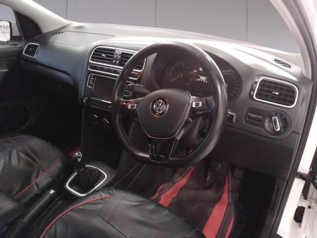 2022-Volkswagen-Polo-GP-16-Comfortline_12