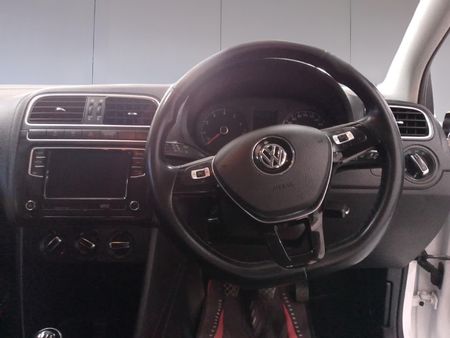 2022-Volkswagen-Polo-GP-16-Comfortline_13