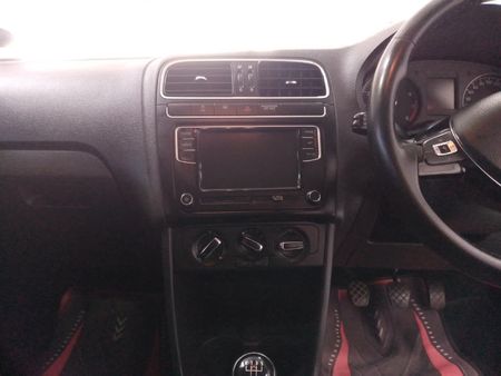 2022-Volkswagen-Polo-GP-16-Comfortline_19