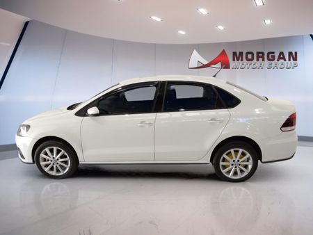 2022-Volkswagen-Polo-GP-16-Comfortline_3