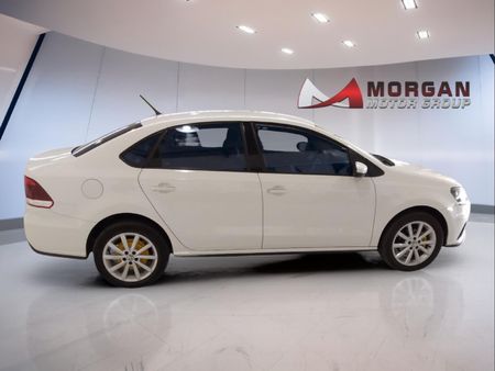 2022-Volkswagen-Polo-GP-16-Comfortline_7