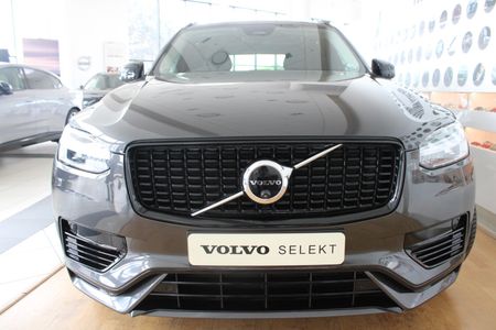 2025-Volvo-XC90-T8-AWD-Plus-Dark_2