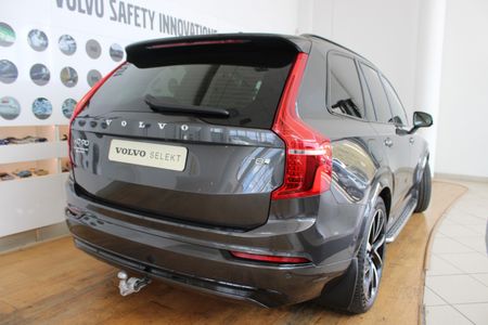 2025-Volvo-XC90-T8-AWD-Plus-Dark_5
