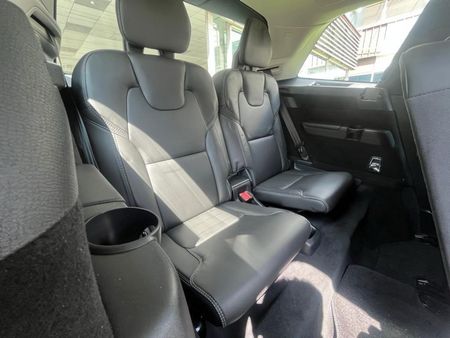 2023-Volvo-XC90-B5-Ultimate-Dark-AWD-Mild-Hybrid_12